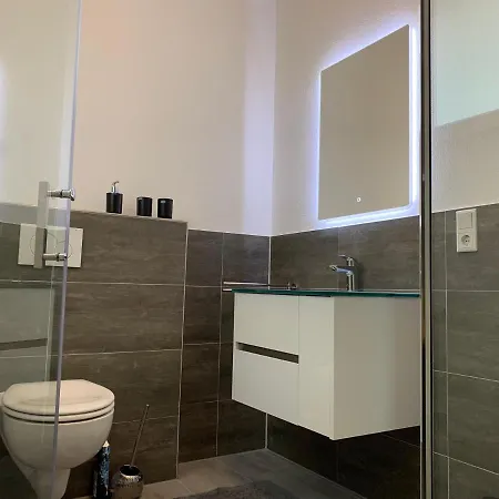 H&e Aparthotel